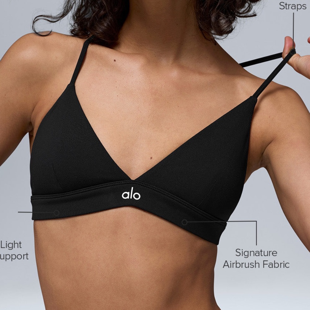 ALO Splendor Bra
Color: Black
Size: XS
